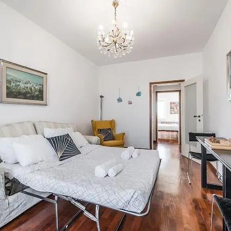 Navigli - 5 Minutes From The Metro Milano